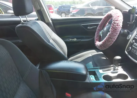 2018 Nissan Altima 2.5 S из США, поврежденный, VIN 1N4AL3AP1JC271678